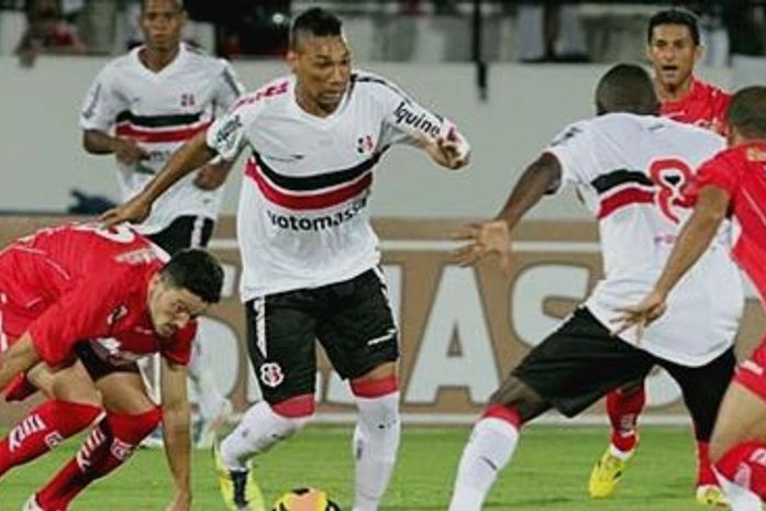 "Tabu" mantido: CRB perde para o Santa Cruz no Arruda lotado