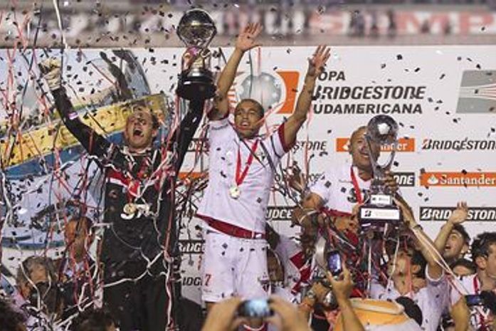 Conmebol abre processo disciplinar, e São Paulo pode perder mando na Libertadores