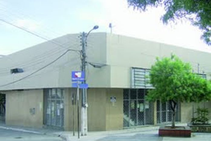 Câmara de Palmeira aprova cortes de salários, assessores e verba de custeio