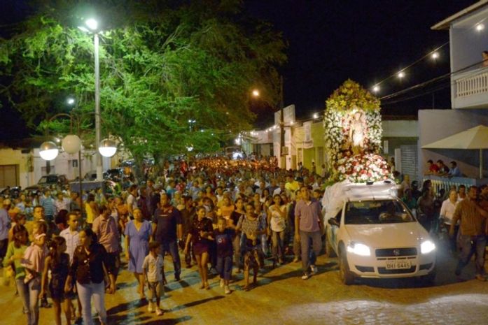 Festa de São Sebastião é encerrada com procissão em Limoeiro de Anadia