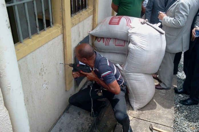 Paredes passaram por testes para confirmar segurança da estrutura