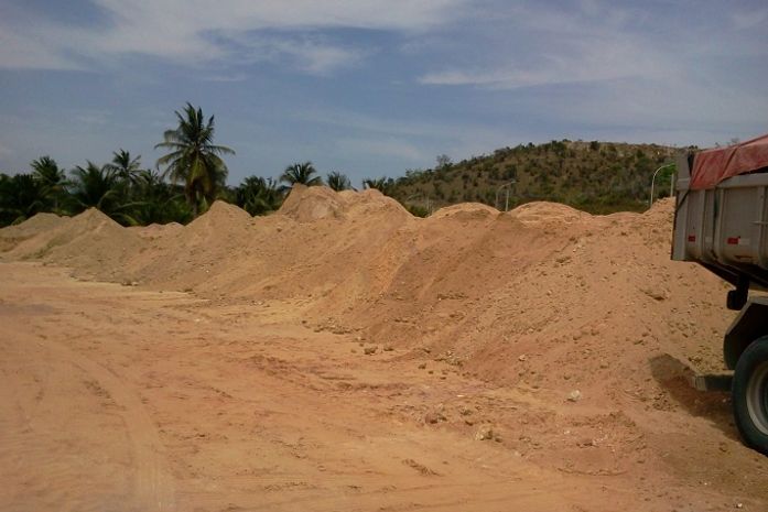 Obra infringiu lei e foi embargada