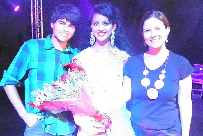 Viçosense Anny Oliveira é finalista do concurso Musa dos Municípios 2013