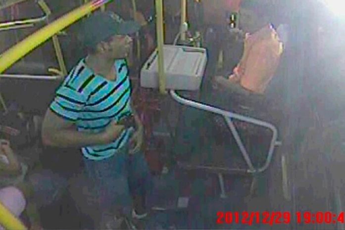 PC divulga imagens de assaltos a ônibus; três já foram presos