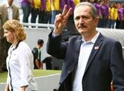 Ministro culpa até clima por alta nos custos da Copa