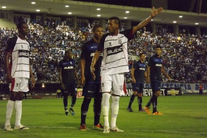 CSA 2 x 4 Corinthians Alagoano