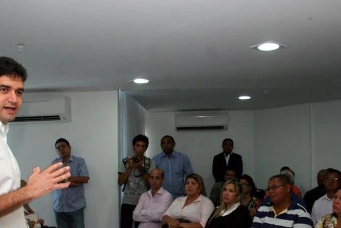 Rui Palmeira durante encontro com conselheiros tutelares