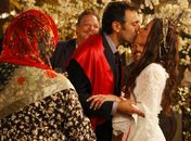 Zyah e Ayla se casam e trocam juras eternas de amor