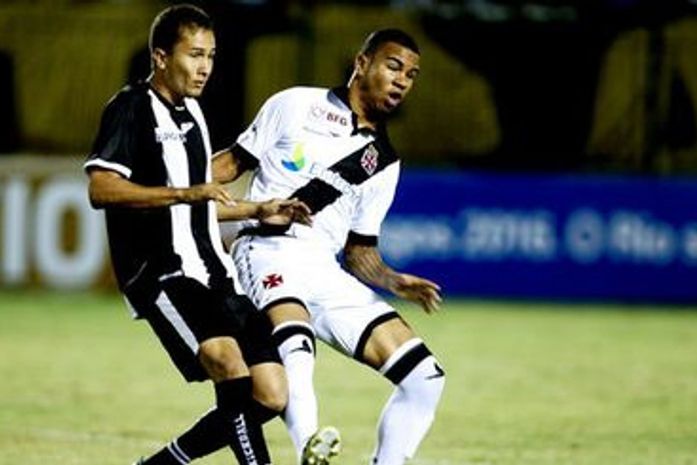 Dedé marca após "fico", Vasco faz 4 no Resende e mantém 100%