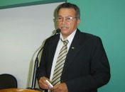 Ex-vereador diz que deputado deveria voltar a pesar açúcar