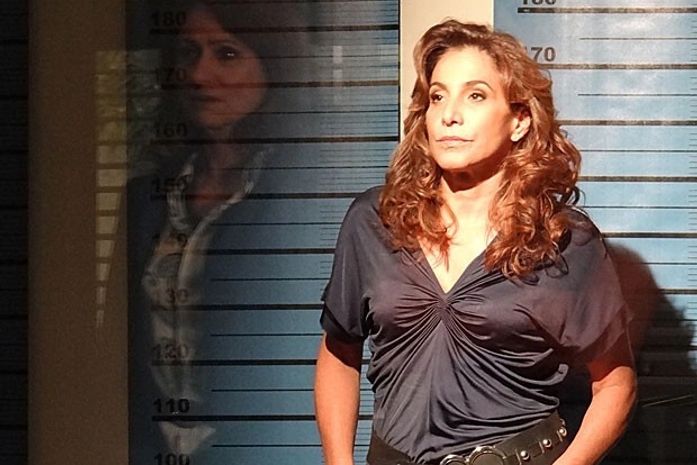 Berna treme na base diante de Wanda ao fazer reconhecimento