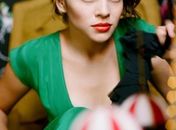 Norah Jones vai cantar música de 'Ted' na cerimônia do Oscar