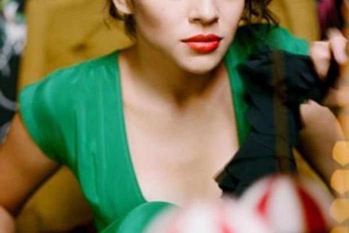 Norah Jones vai cantar música de 'Ted' na cerimônia do Oscar