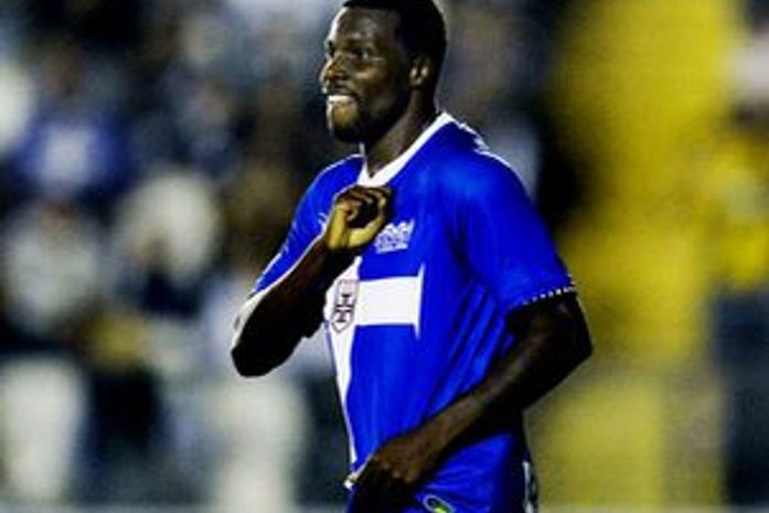 Justiça proíbe Vasco de usar a camisa azul em jogos