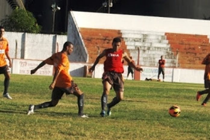 Heriberto da Cunha muda esquema do CRB para partida contra o Campinense