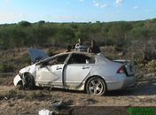 Homem perde controle de carro, capota e causa morte do sogro