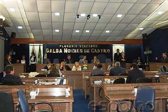 Aumento de duodécimo: prefeitos e vereadores podem ser punidos