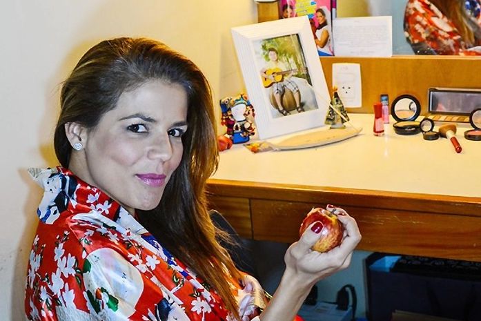 Solteira, Nívea dispara: 'Tive um dedo podre na vida e todos sabem quem é'