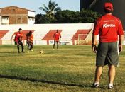 Com último suspiro no Nordestão, CRB viajou para a Bahia