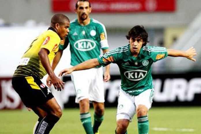 Com 2 de Barcos, Palmeiras se reabilita e derrota São Bernardo