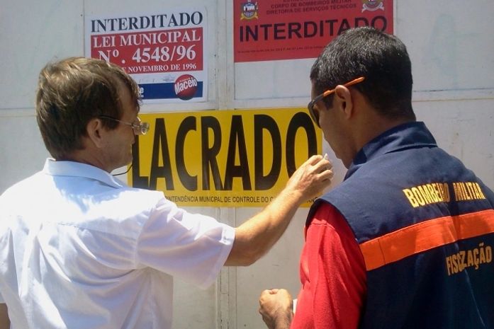 Mais quatro casas de show são interditadas em fiscalização