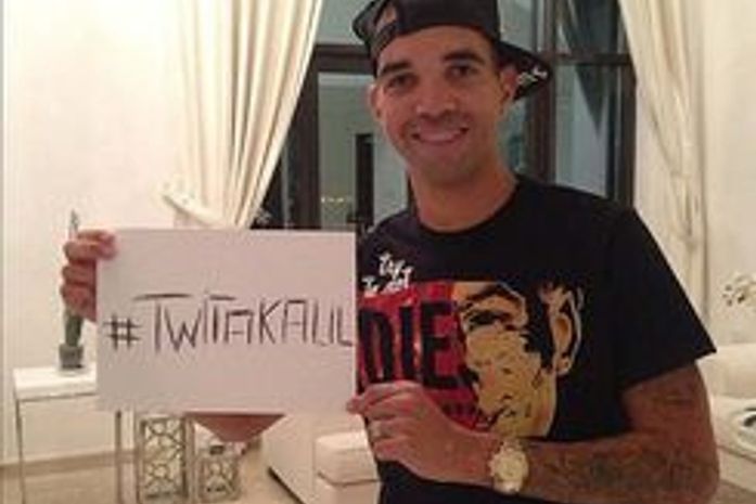 Alexandre Kalil anuncia a volta de Diego Tardelli para o Atlético-MG