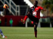 Vitória vence o Salgueiro e garante vaga nas quartas da Copa do Nordeste