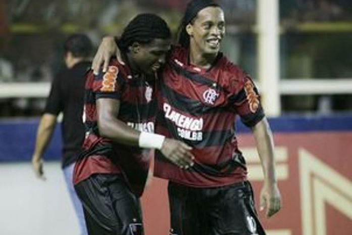 Com influência de R10, Atlético-MG aponta para atacante Diego Maurício