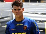 Alagoano Saulo ainda não sabe se ficará à frente do gol do Sport