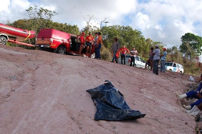 Corpo do trabalhador foi resgatado em açude pelos bombeiros