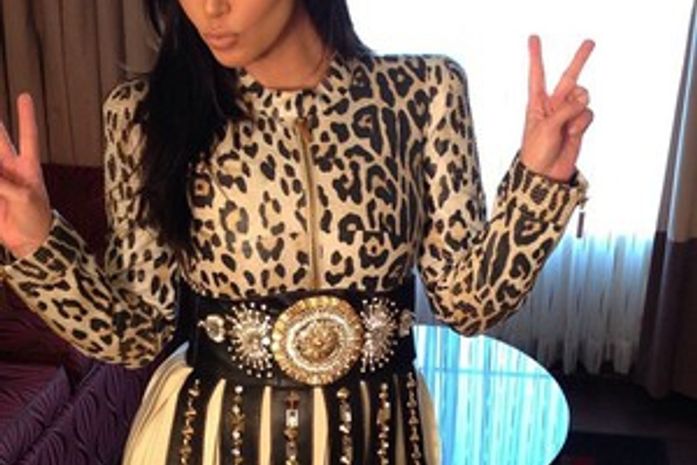 Atraso no divórcio coloca em risco gravidez de Kim Kardashian, diz site