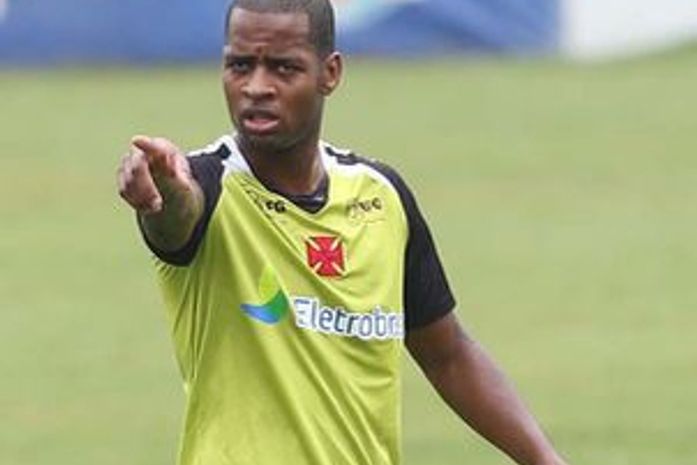 Dedé se reúne com DIS e empresa e Timão fazem nova proposta ao Vasco