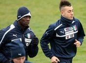 Irmão de Silvio Berlusconi chama Balotelli de ‘negrinho da família’