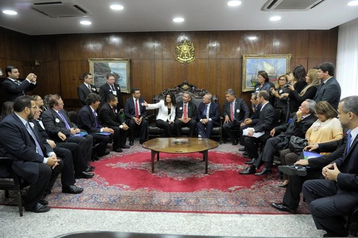 Presidente Renan se reuniu com membros da Associação Nacional dos Defensores Públicos