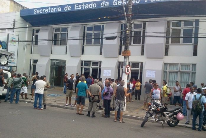 Policias aguardam reunião para avaliar propostas