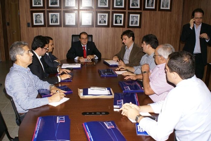 Cícero Amélio recebeu dirigentes da AMA e da Uveal