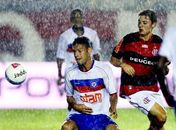 Com Hernane 'Brocador' e um Rafinha inspirado, Fla bate Friburguense