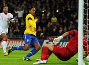 Neymar diz que era eleito de Felipão para bater pênalti, mas isenta Ronaldinho: "Ele estava bem"