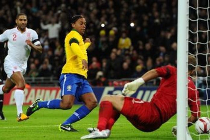 Neymar diz que era eleito de Felipão para bater pênalti, mas isenta Ronaldinho: "Ele estava bem"