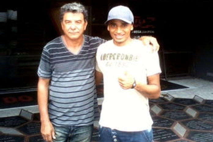 'Falso jogador' anuncia desligamento do Fla. Funcionários o desconhecem