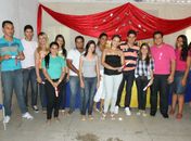 Escola homenageia alunos aprovados no Enem
