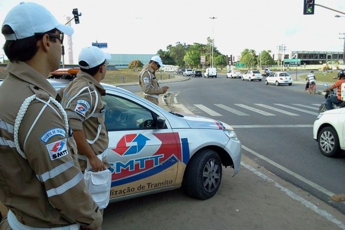 SMTT e PRF fazem operação para reduzir acidentes‏ no carnaval