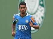 Após 'bomba', Palmeiras segue negociações para fechar pacotão gremista