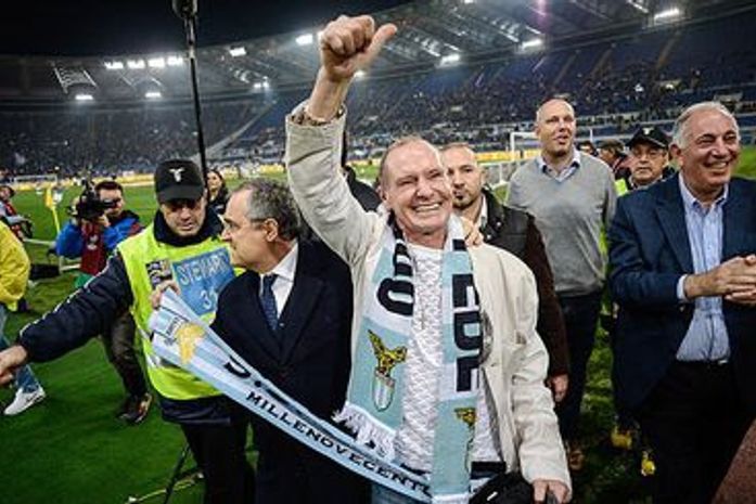 Na luta contra o álcool, ex-jogador Paul Gascoigne vai para a UTI