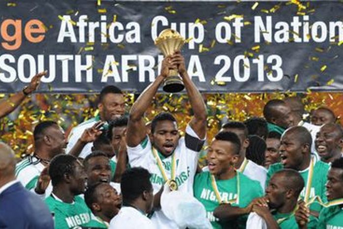Nigéria supera zebra Burkina Faso, é tricampeã africana e jogará no Brasil
