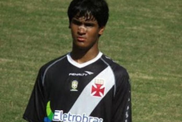 Destaque das categorias de base do Vasco vai passar por testes no Arsenal