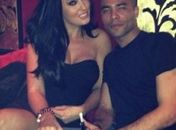 Ashley Cole cai na farra com modelo ninfomaníaca