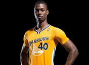 Camisa de basquete com manga? equipe da NBA inova