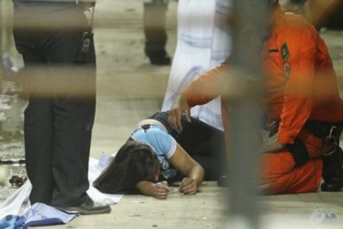 Conmebol multa Grêmio, que permanece jogando na Arena