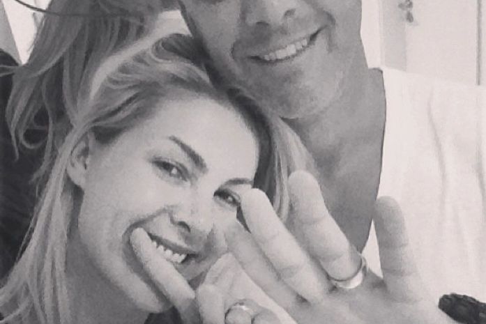 Ana Hickmann comemora 15 anos ao lado do marido: 'Eu te amo, Alê'